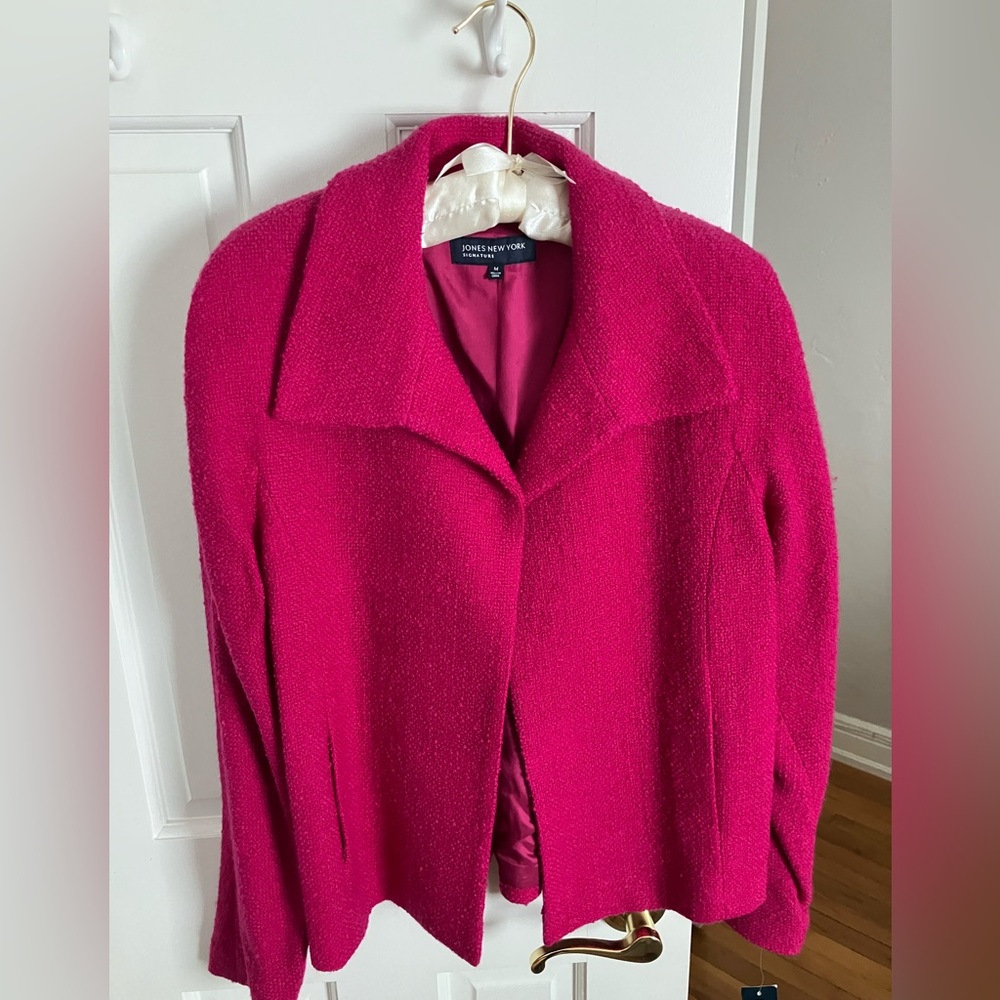 Jones New York Signature Boxy ladies Fuschia Jacket
